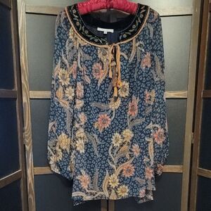 Elegant Floral Women's Blouse - Navy and Peach